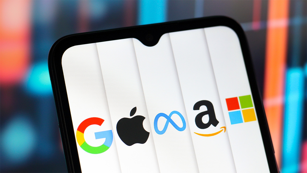 Korhatár-ellenőrzés Kaliforniában: Biztonságos módszer?